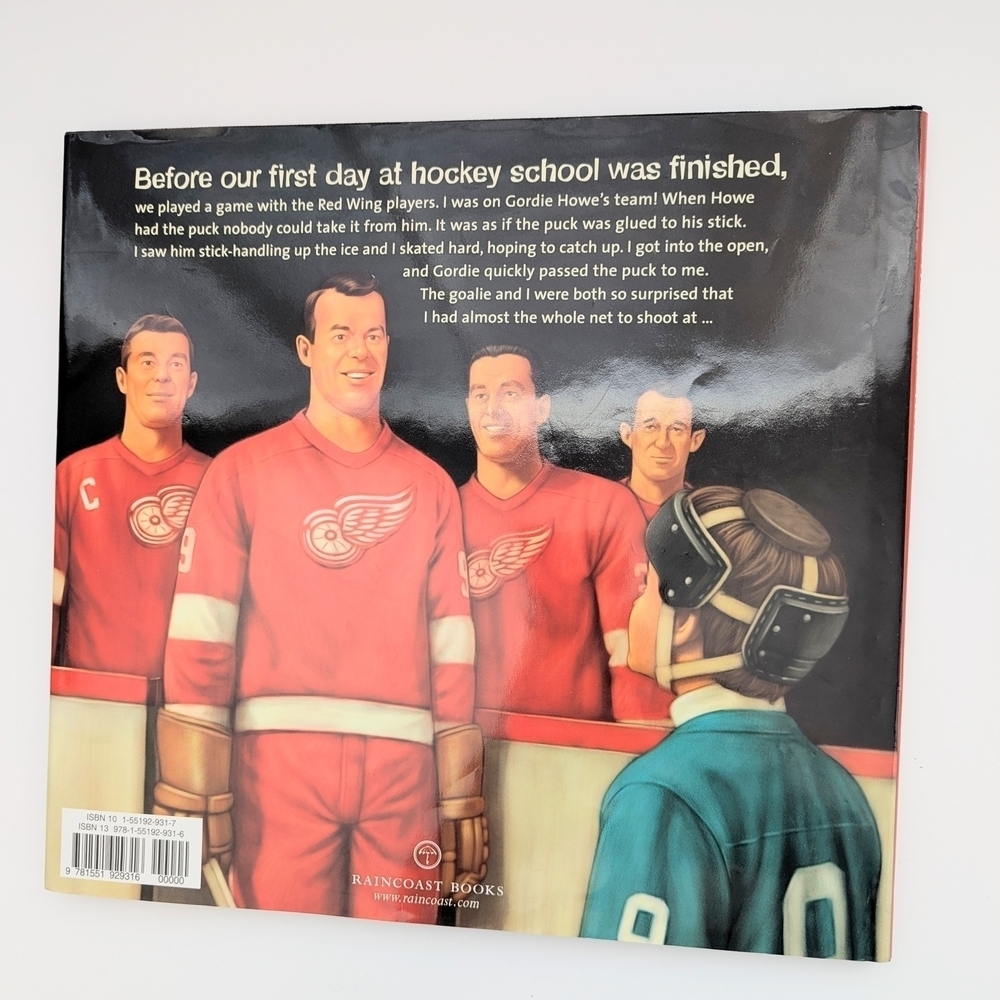 "A Hero Named Howe" Hardcover with Paper Sleeve Hockey Book/Story - Picture 2 of 3
